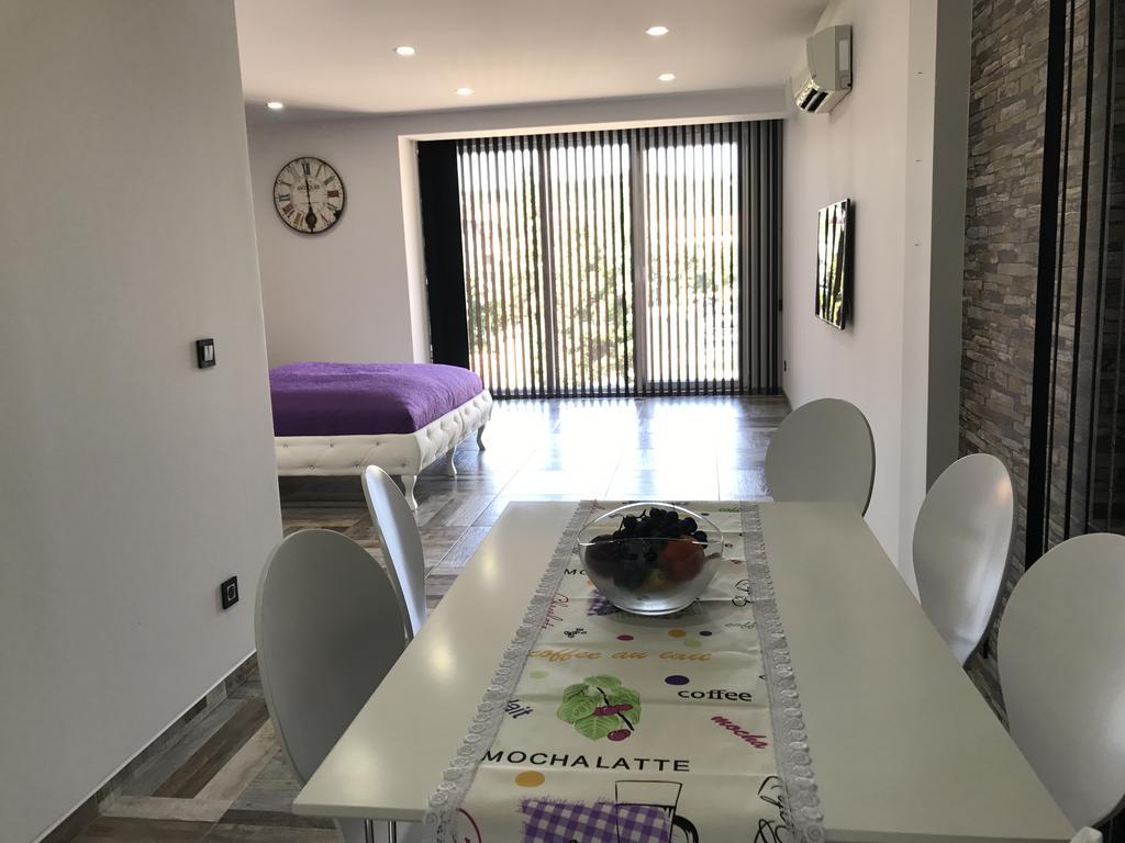 Apartment Ajla Тузла Экстерьер фото