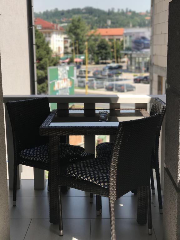 Apartment Ajla Тузла Экстерьер фото