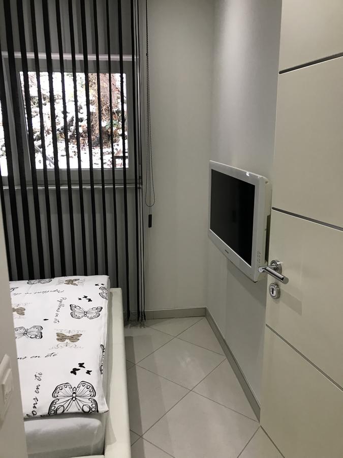 Apartment Ajla Тузла Экстерьер фото