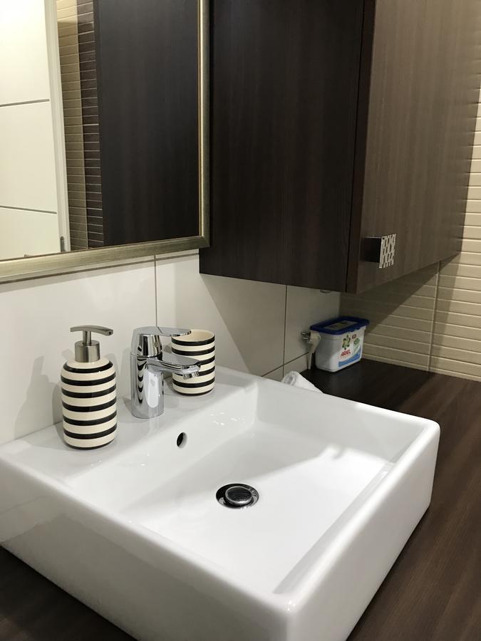 Apartment Ajla Тузла Экстерьер фото