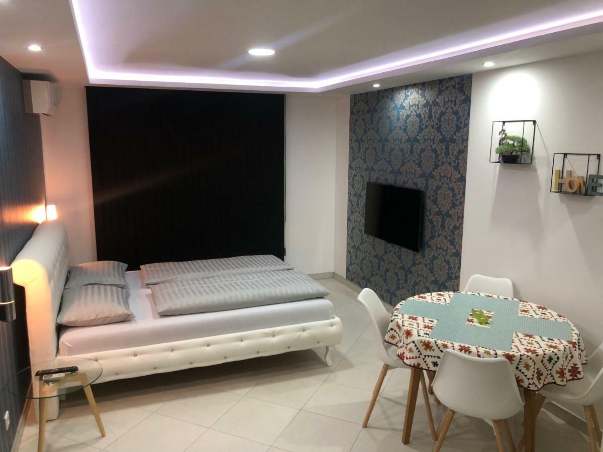 Apartment Ajla Тузла Экстерьер фото